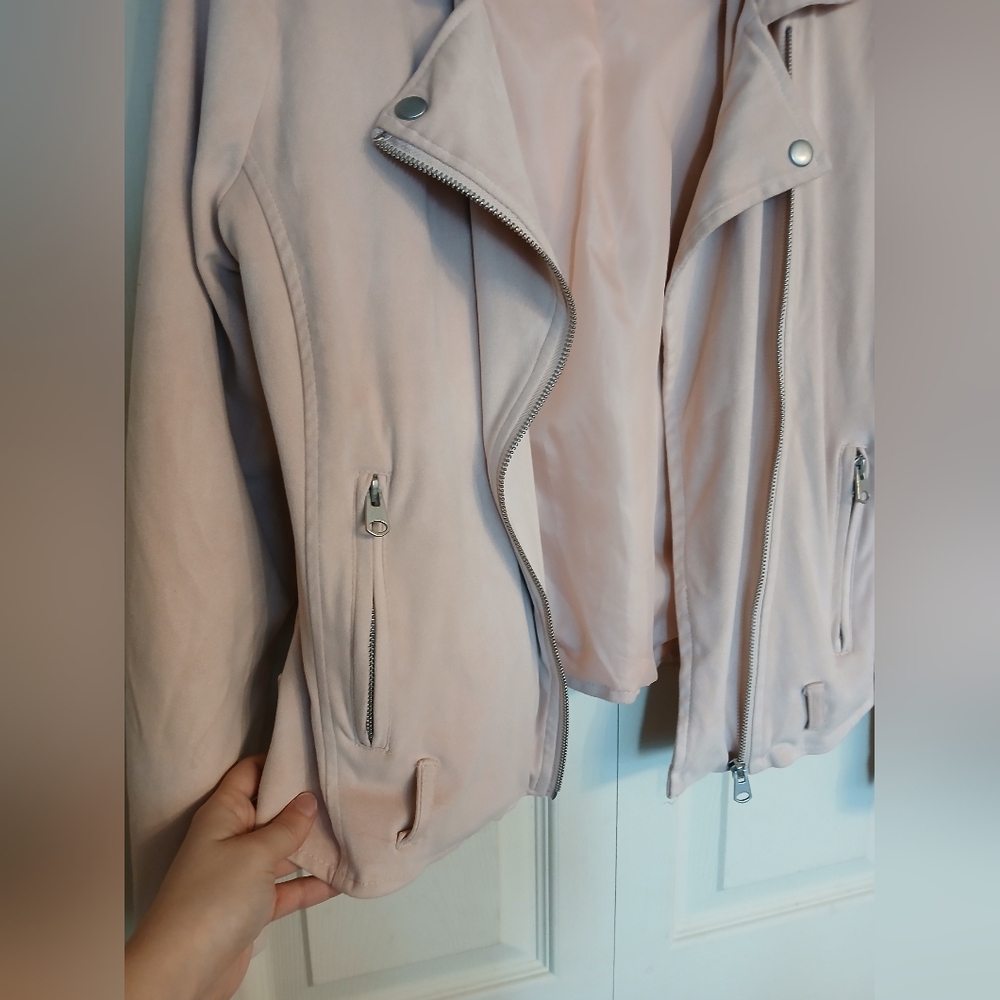 Bluenotes Soft Pink Zip Up Soft Bomber Type Jacket, Size Medium (M) - Picture 4 of 8